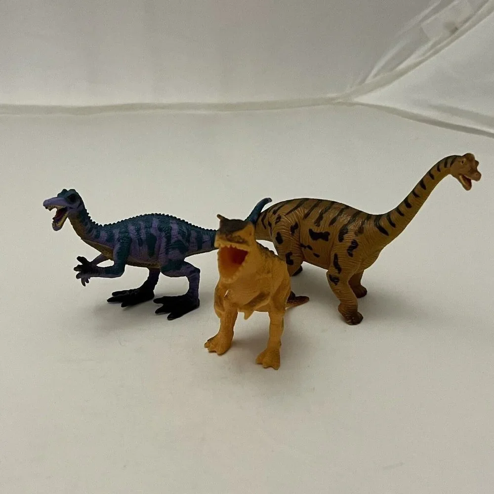 Lot Of 21 Various Plastic Dinosaur Figures Colorful Tyrannosaurus Stegosaurus